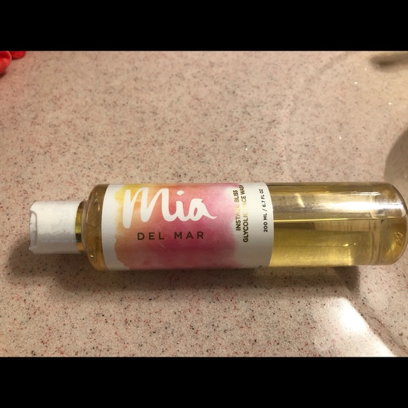 Mia del Mar Glycolic acid wash brand new bottle - Picture 2 of 11